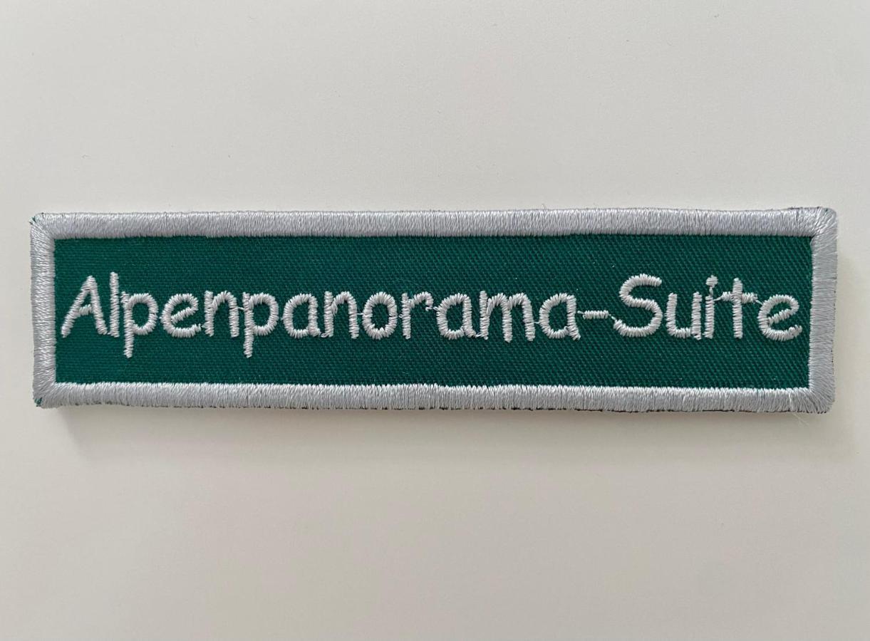 Alpen-Panorama Suite - Einzigartige Privatsuite Hoch Ueber Muenchen, 12Tes Og, Alpenblick, Loggia, Whirlpool, 15 Minuten Zum Zentrum, Ruhe Und Erholung In Der Stadt Muenchen Fuer Privat Und Geschaeftlich Reisende ภายนอก รูปภาพ